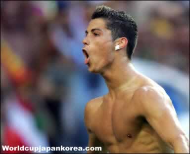 shirtless-cristiano-ronaldo